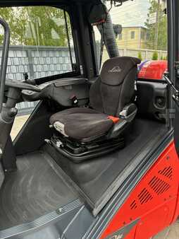 Empilhador a gás 2017  Linde H 25T -392 (8)