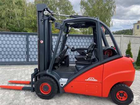 LPG Forklifts 2006  Linde H 35T (1)