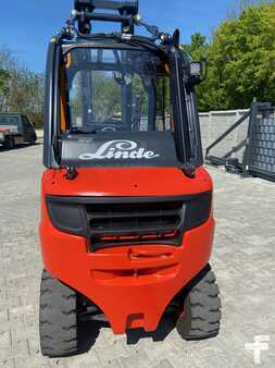 LPG Forklifts 2018  Linde H 30T-02 (4)