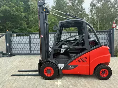 Treibgasstapler 2018  Linde H 30T-02 (1)
