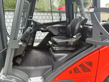 Treibgasstapler 2018  Linde H 30T-02 (5)