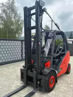 Treibgasstapler 2018  Linde H 30T-02 (6)