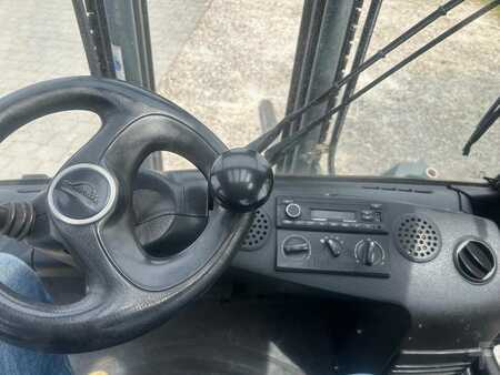 Linde H40T-02