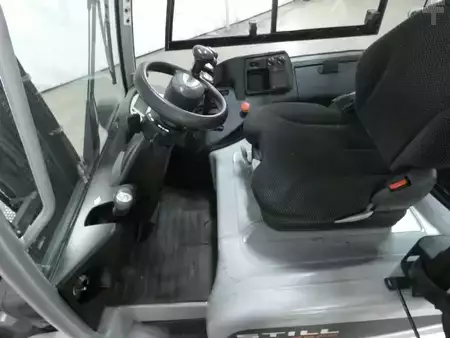 Elektromos 4 kerekű 2016  Still RX60-35/600 (3)