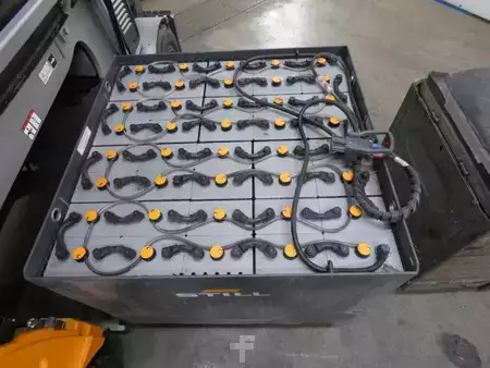 Elektromos 4 kerekű 2016  Still RX60-35/600 (4)