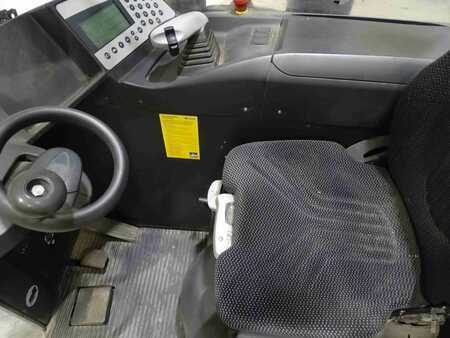 Reach Trucks 2013  Still FM-X14 (3)
