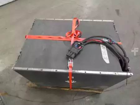 Egyéb 2018  [div] 90V268AH/LIION (3)