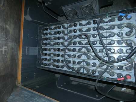 Tahač 2008  Still R08-20 (4)