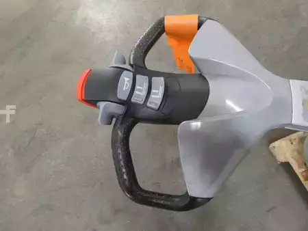 Magasemelésű béka 2016  Still EXV12 (3)