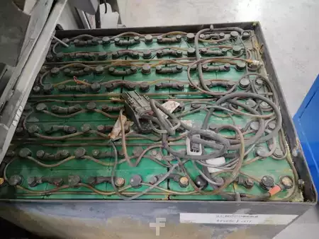 Chariots électriques à 4 roues 2017  Still RX60-35 (4)