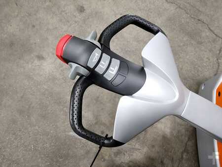 Ruční vysokozdvižný vozík 2016  Still EXV20/950MM/BATT.NEU (3)