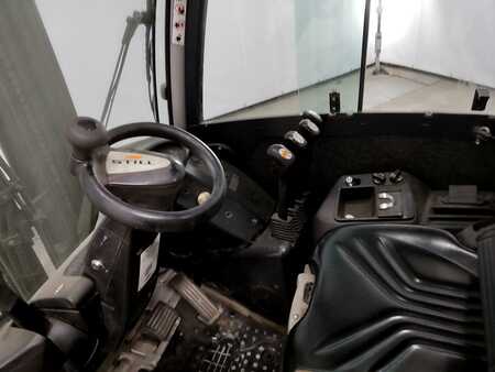 Gas truck 2013  Still RX70-30T (3)
