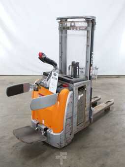 Stacker pedestre 2018  Still EXV-SF14D (2)