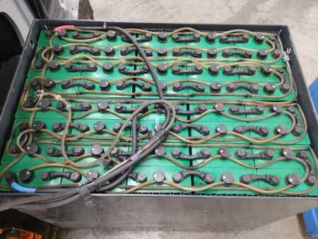 Carrelli elettrici 4 ruote 2010  Still RX60-25 (4)