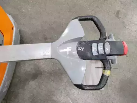 Hochhubwagen 2016  Still EXV16 (3)