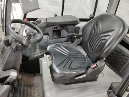Carrelli elettrici 4 ruote 2018  Still RX60-30 (3)