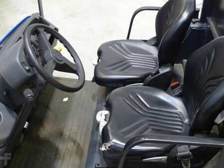 Schlepper 2016  Still R07-25L (3)