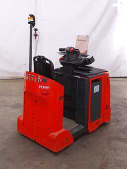 Retraky 2013  Linde P30C (2)