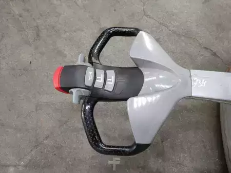 Porta-paletes elétrico 2019  Still EXU18 (3)