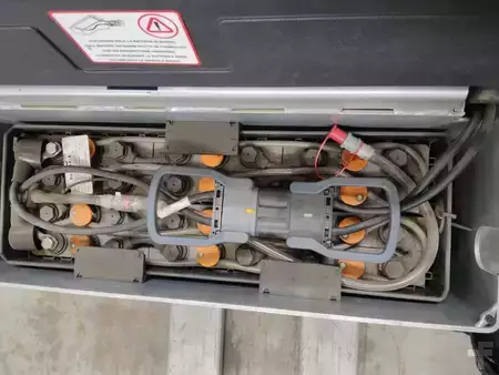 Elektromos emelőkocsik 2018  Still ECU-SF20 (4)