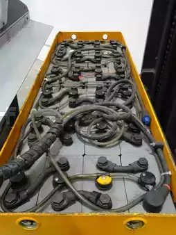 Carretilla retráctil 2017  Still FM-X17 (4)