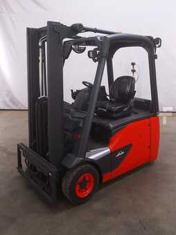 3-wiel elektrische heftrucks 2018  Linde E16-02 (1)