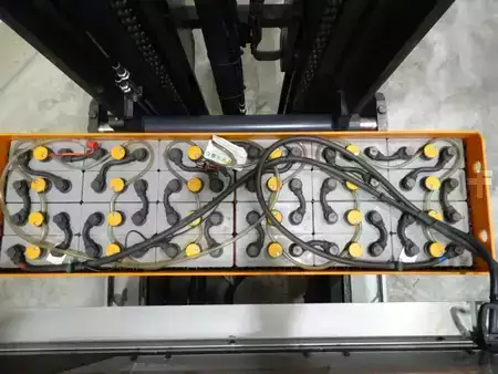 Schubmaststapler 2019  Still FM-X17 (4)