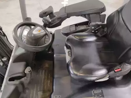 Chariots électriques à 3 roues 2018  Still RX50-16 (3)