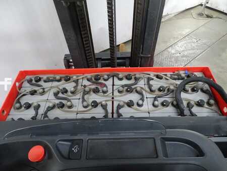 Schubmaststapler 2018  Linde R14HD (4)