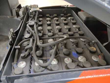 3-wiel elektrische heftrucks 2019  Linde E16C-02 (4)