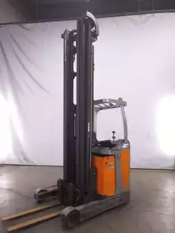 Carretilla retráctil 2015  Still FM-X17 (1)