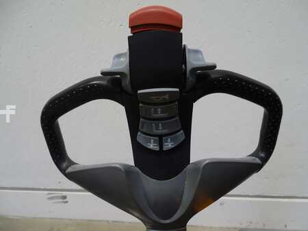 Hochhubwagen 2023  Still EXV12I (3)