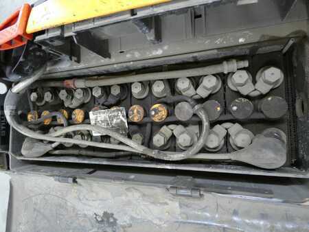 Lavtløftende truck 2020  Still EXU20 (4)