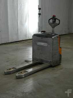 Lavtløftende truck 2020  Still EXU20 (1)