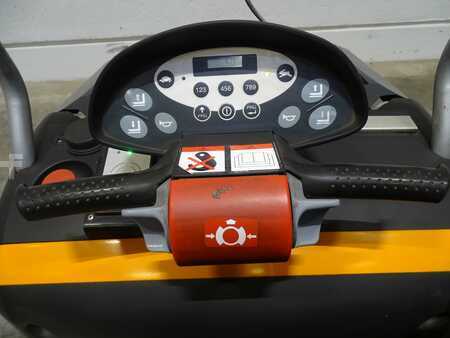 Niederhubwagen 2019  Still EXU-S22 (3)