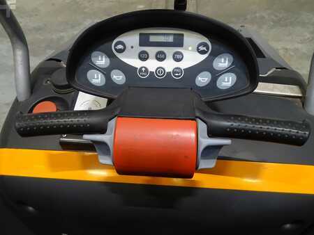 Niederhubwagen 2019  Still EXU-S24/2400MM (3)