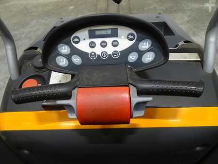 Niederhubwagen 2019  Still EXU-S24/2400MM (3)