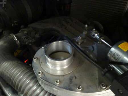 Carrelli elevatori diesel 2014  Still RX70-30 (4)