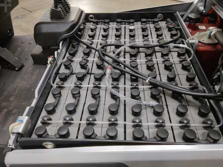 Chariots électriques à 4 roues 2022  Still RCE35 (4)