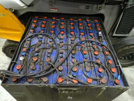Eléctrica de 4 ruedas 2019  Still RX60-40 (4)