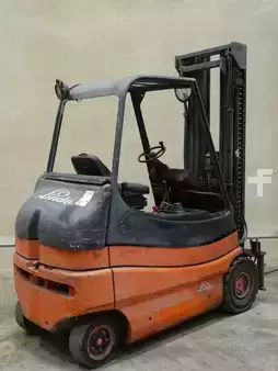 Elektro 4 Rad 1994  Linde E25 (2)