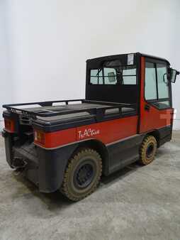 Tahač 2011  Linde P250 (2)
