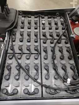 Chariots électriques à 4 roues 2023  Still RCE35 (4)