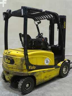 Carrelli elettrici 4 ruote 2014  Yale ERP25VL (2)