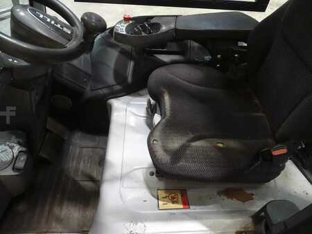 El Truck - 4-hjul 2010  Still RX60-35 (3)