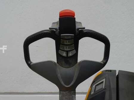 Hochhubwagen 2020  Still EXV14I (3)