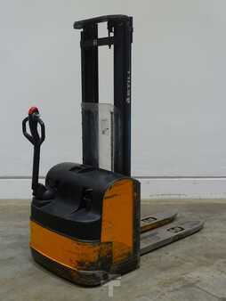 Hochhubwagen 2001  Still EGV16 (2)