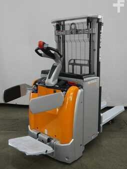 Apilador eléctrico 2022  Still EXV-SF16I/BATT.NEU (2)