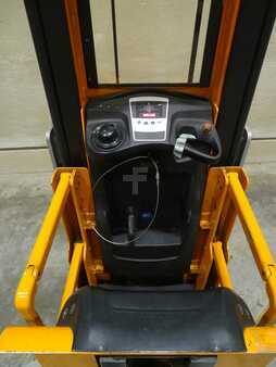 Recogepedido vertical 2013  Still EK-X (3)