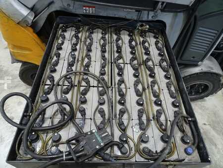 Carrelli elettrici 4 ruote 2011  Still RX60-30L (4)
